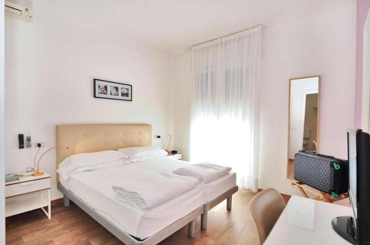 Hotel Nederland Caorle Exterior foto